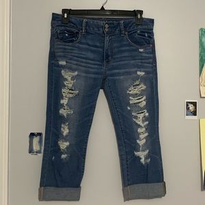 Distressed cropped AEO jeans